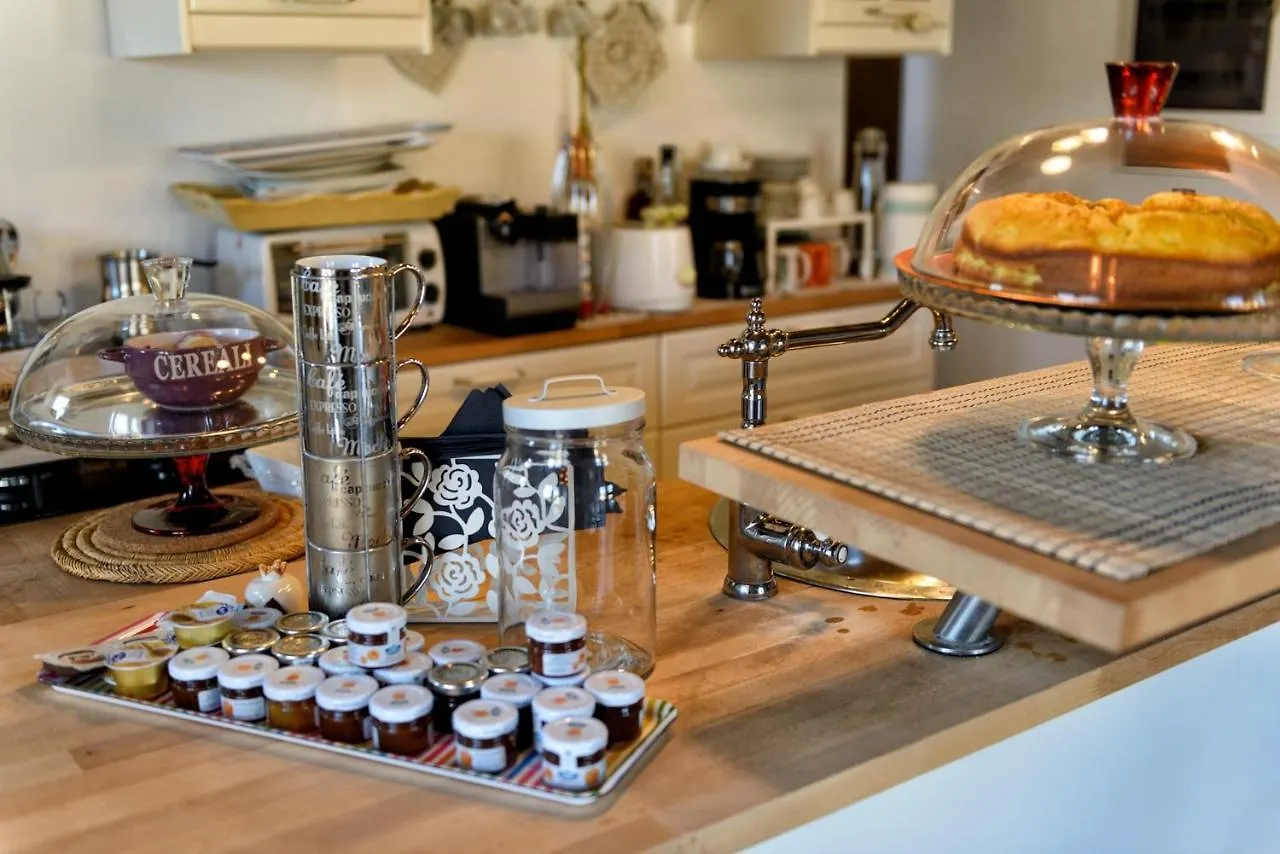 B&B Canneto Monteverdi Marittimo Bed and breakfast
